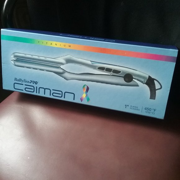 Babyliss Flat Iron - Picture 2 of 3